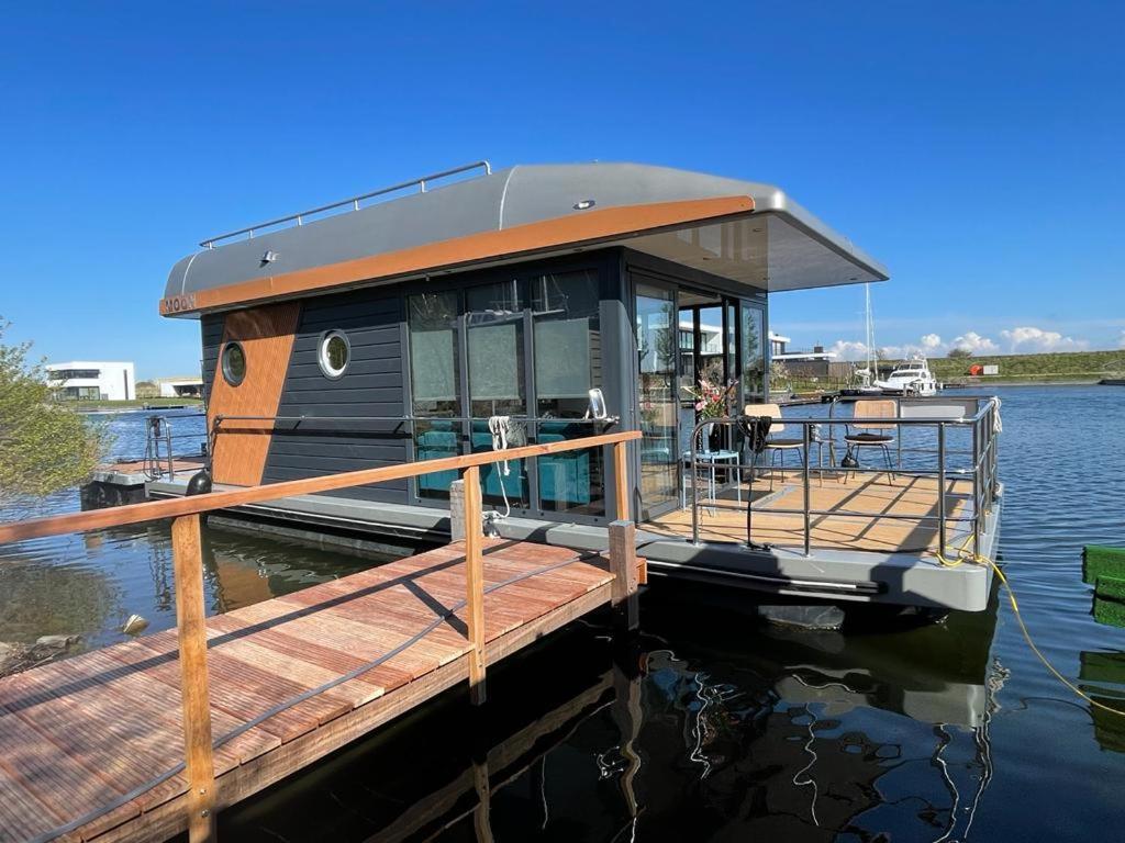 Houseboat Kamperland Hotel Exterior photo